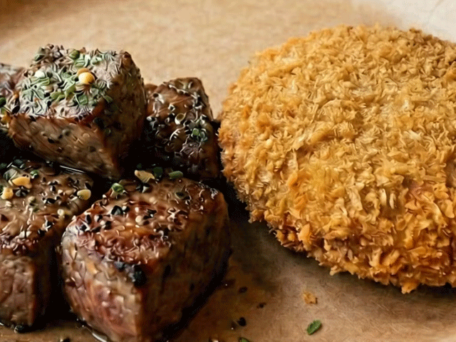 サイコロステーキ実演